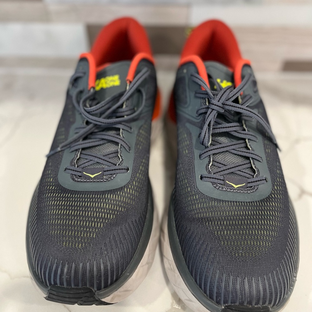 Hoka Bondi size 12 like new. Worn less then 15 times.